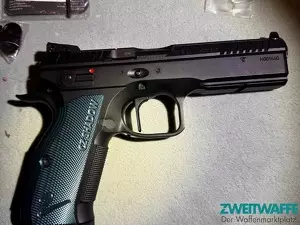 CZ Shadow 2 inkl. 2. optical ready Schlitten, wie NEU - 3