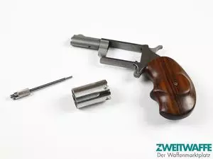 North American Arms (NAA) Mini Revolver - 5